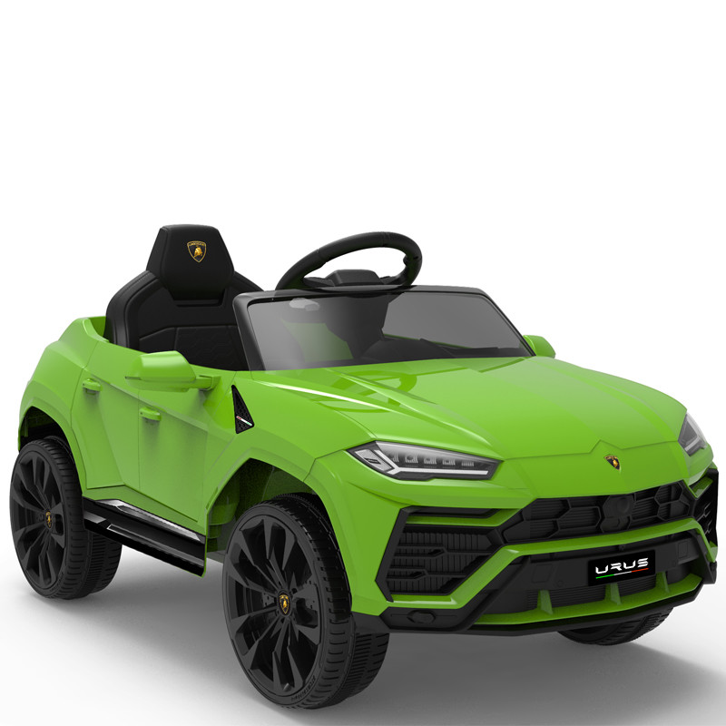 A gyerekek lovagolnak a Lamborghini Suv gyermekek elektromos autóján